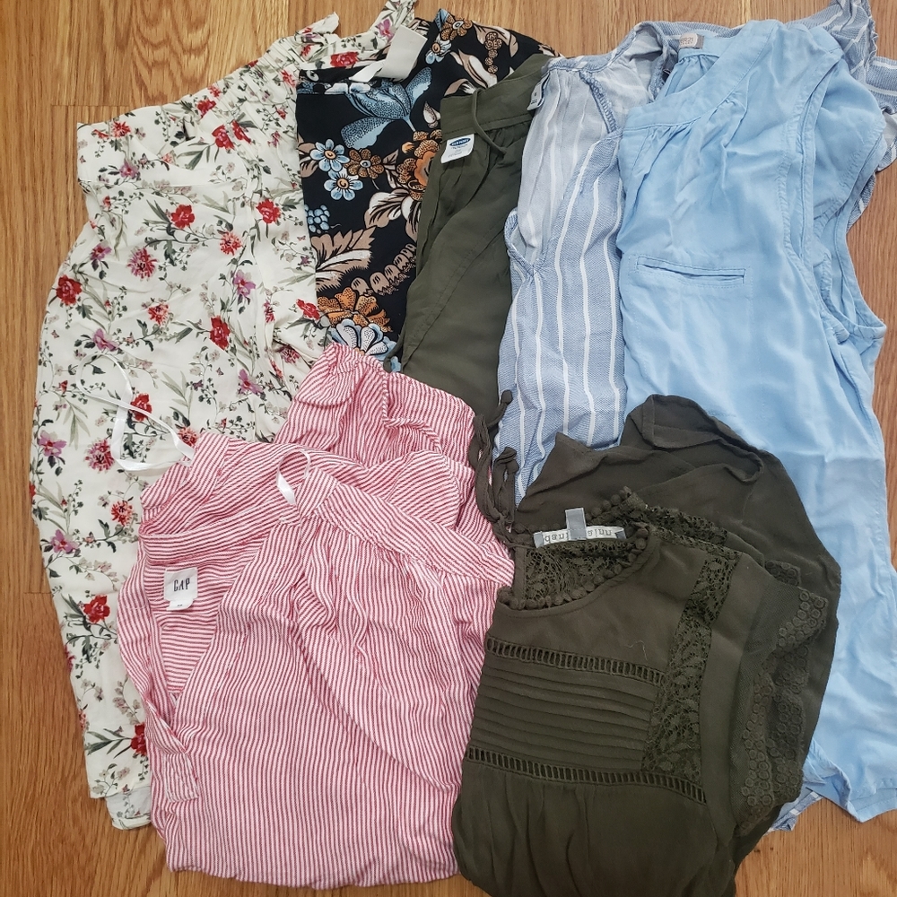 Women's bundle - 7 short sleeve tops. Xs